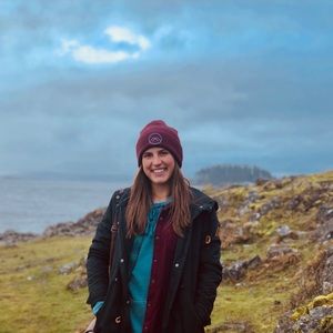 Meet your Posher, Danielle